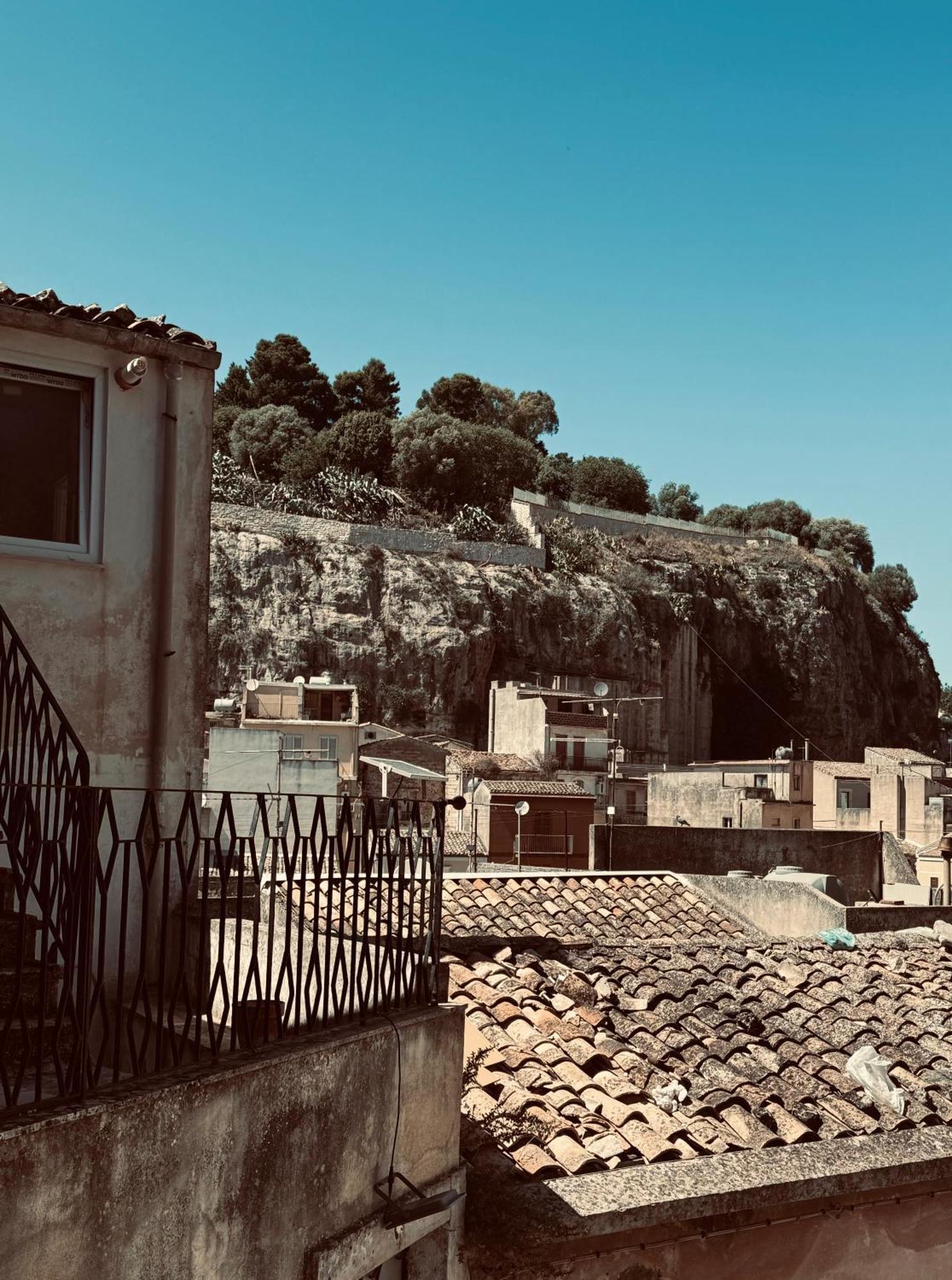 Apartamento Pietro Modica Bagian luar foto